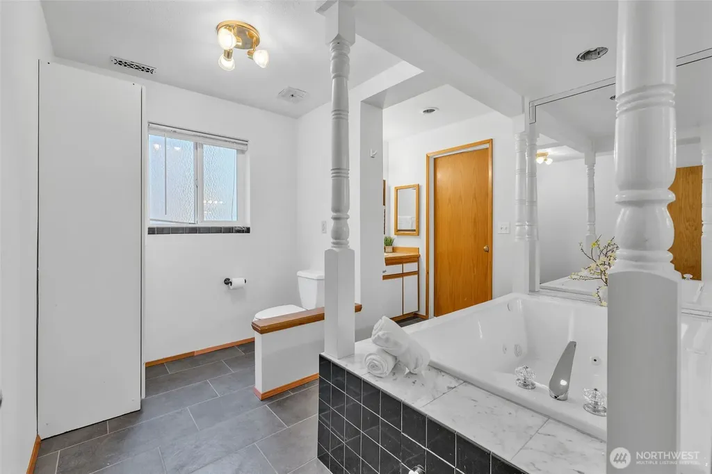 1133 E Hemlock Street Kent WA 98030