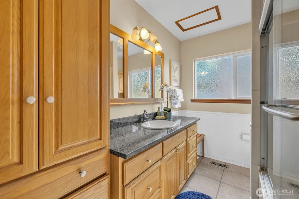 1133 E Hemlock Street Kent WA 98030