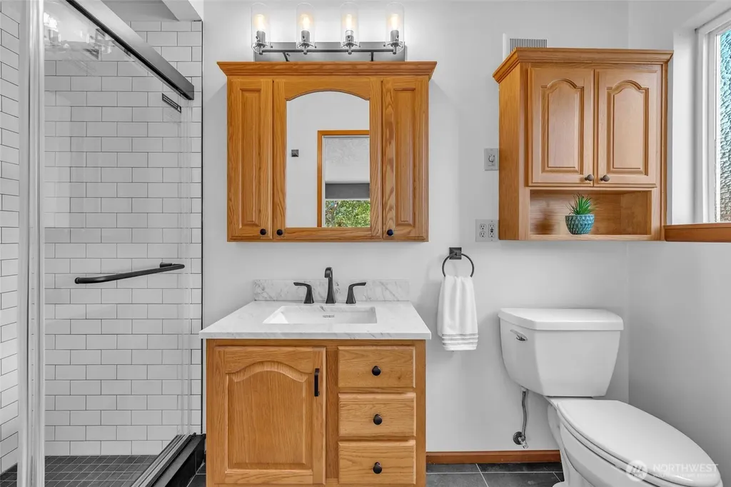 1133 E Hemlock Street Kent WA 98030