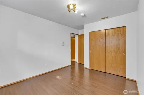 1133 E Hemlock Street Kent WA 98030