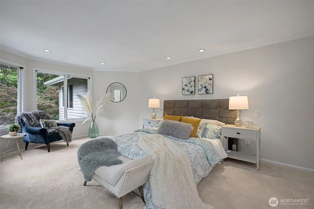 26998 SE 22nd Way Sammamish WA 98075