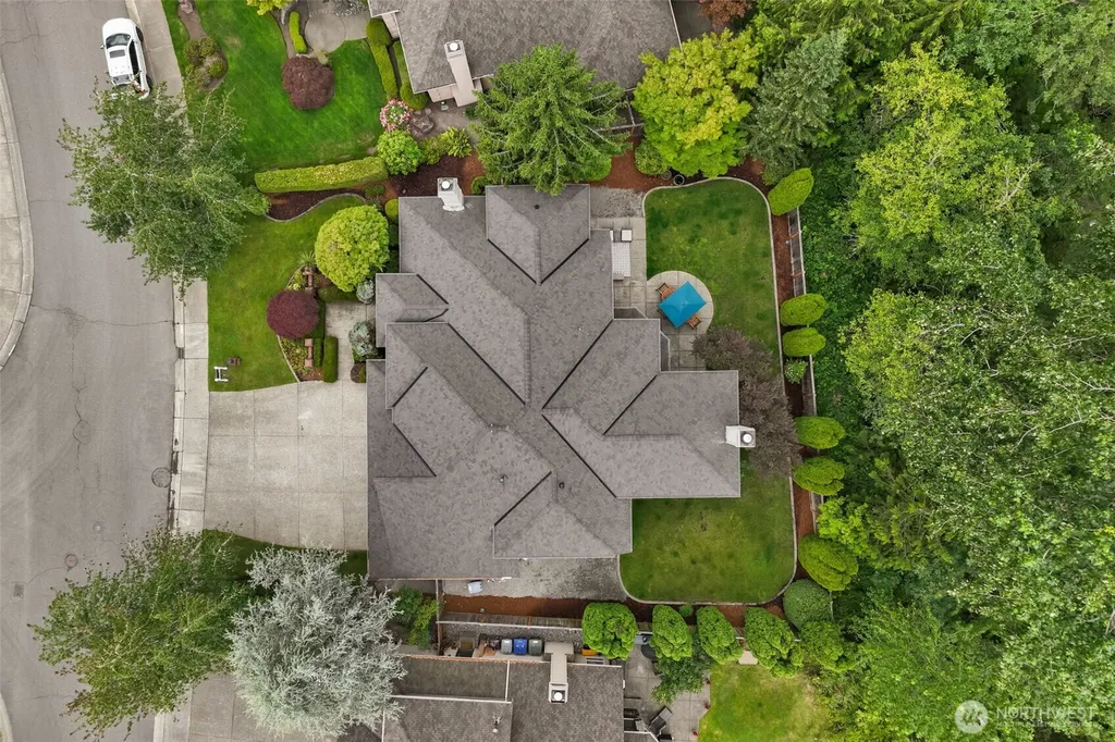 26998 SE 22nd Way Sammamish WA 98075