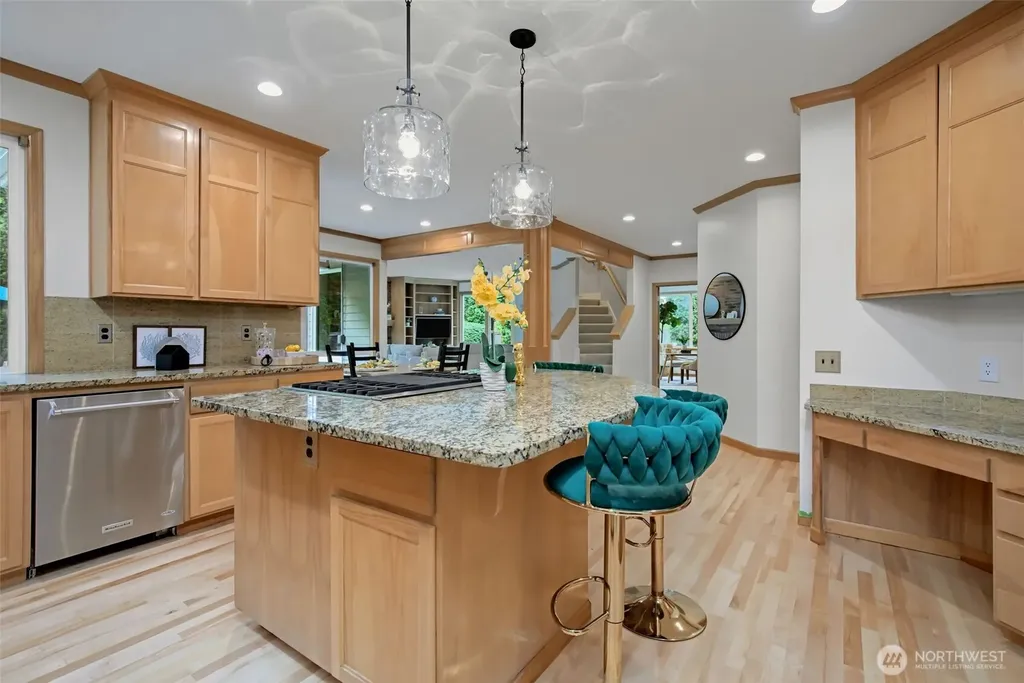 26998 SE 22nd Way Sammamish WA 98075
