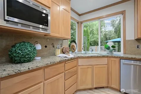 26998 SE 22nd Way Sammamish WA 98075