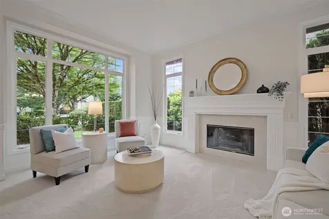 26998 SE 22nd Way Sammamish WA 98075