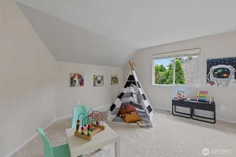26998 SE 22nd Way Sammamish WA 98075