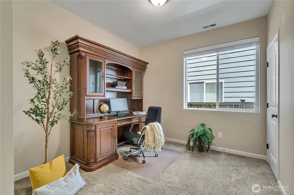 2404 57th Street SE Auburn WA 98092