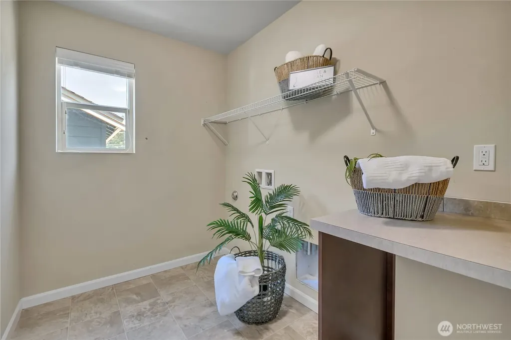 2404 57th Street SE Auburn WA 98092