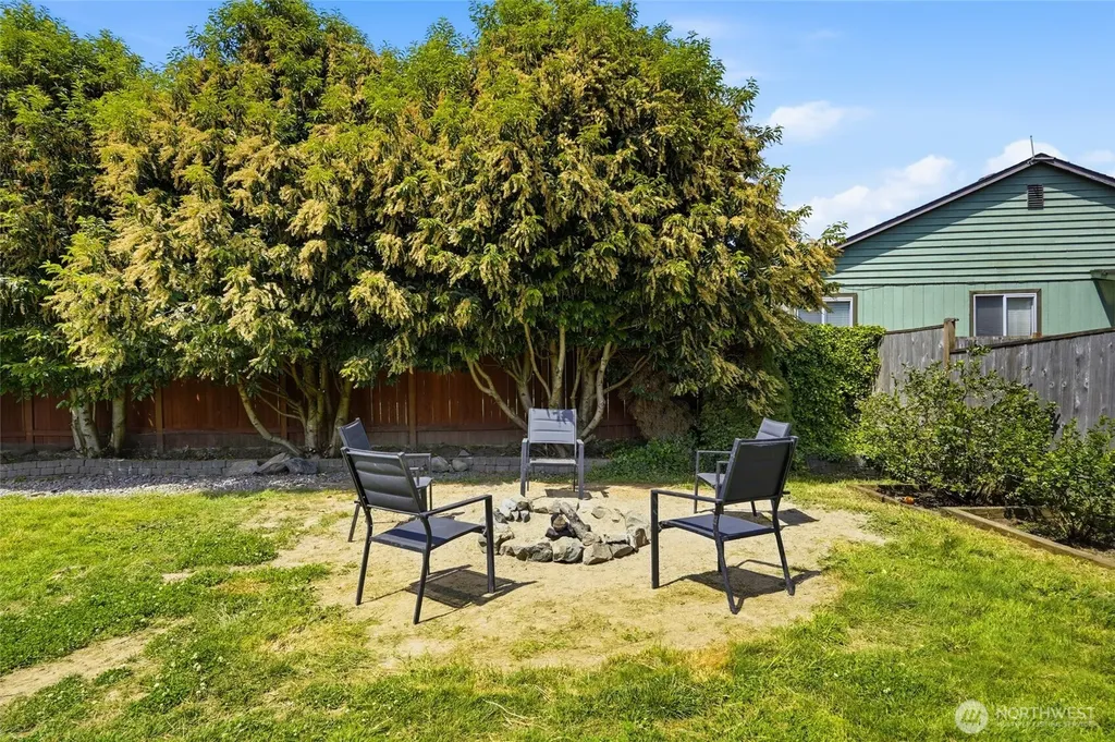 10708 59th Avenue NE Marysville WA 98270