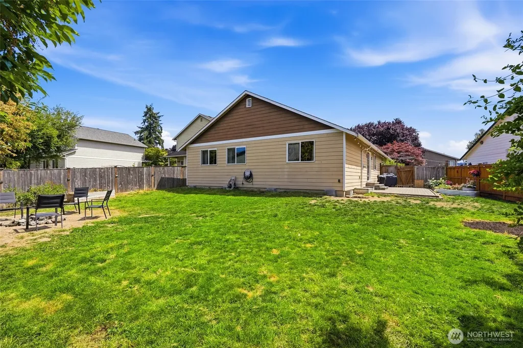10708 59th Avenue NE Marysville WA 98270
