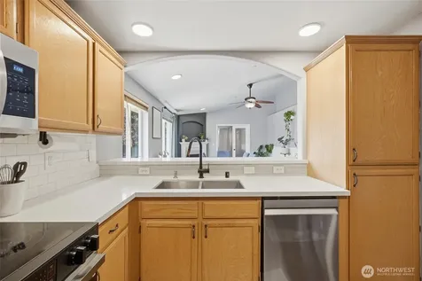10708 59th Avenue NE Marysville WA 98270
