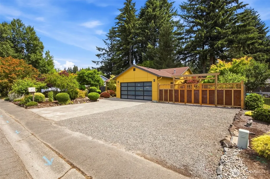 1906 Quince Street NE Olympia WA 98506