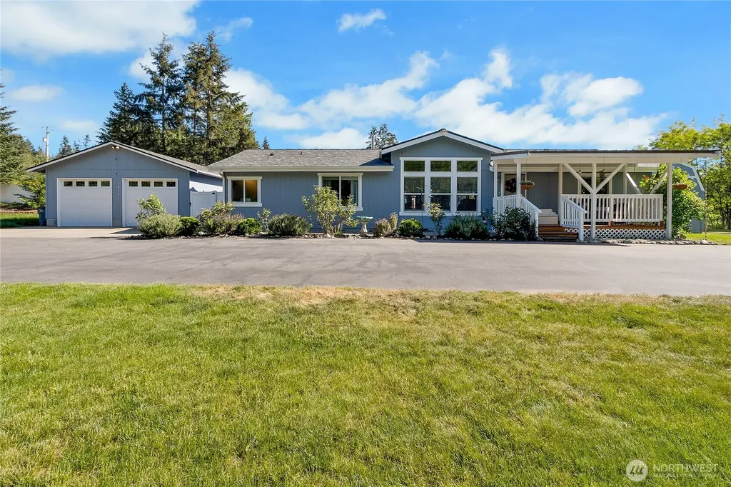 1812 SW Spruce Street Port Orchard WA 98367