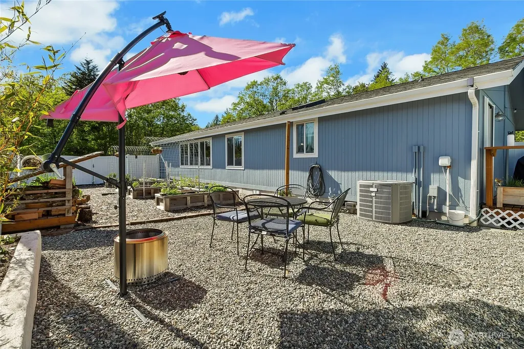 1812 SW Spruce Street Port Orchard WA 98367
