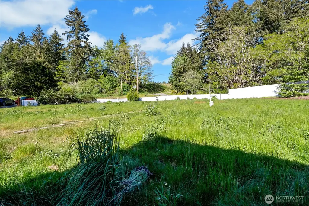 1812 SW Spruce Street Port Orchard WA 98367