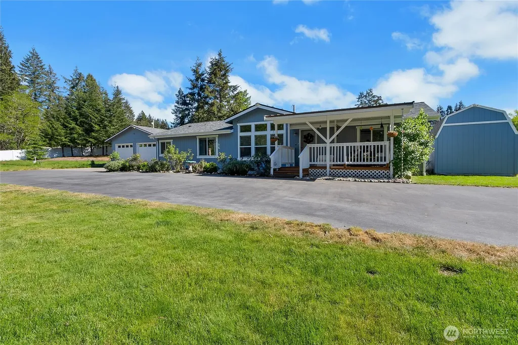 1812 SW Spruce Street Port Orchard WA 98367