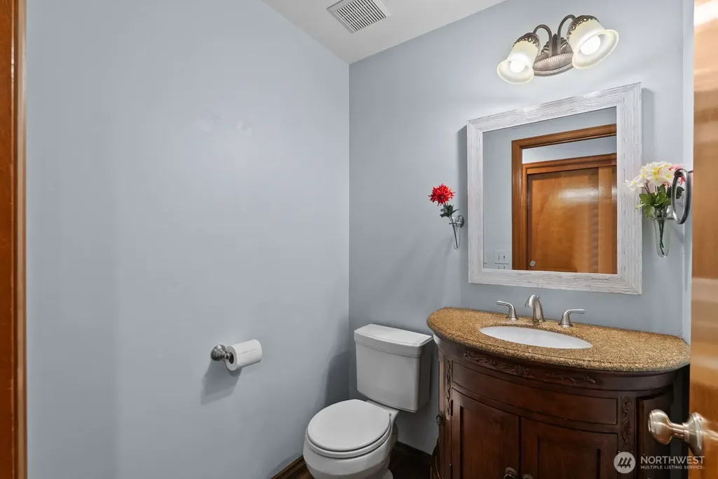 131 146th Street SW Lynnwood WA 98087