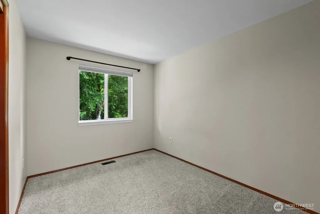 131 146th Street SW Lynnwood WA 98087
