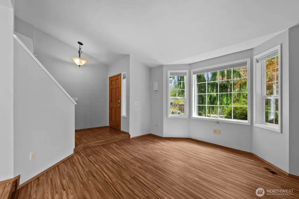 131 146th Street SW Lynnwood WA 98087
