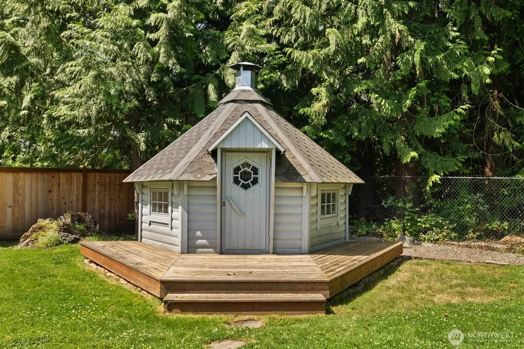 131 146th Street SW Lynnwood WA 98087