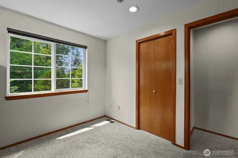 131 146th Street SW Lynnwood WA 98087