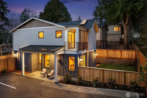 11418 NE 90th Street Kirkland WA 98033