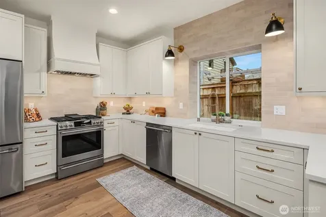 11418 NE 90th Street Kirkland WA 98033