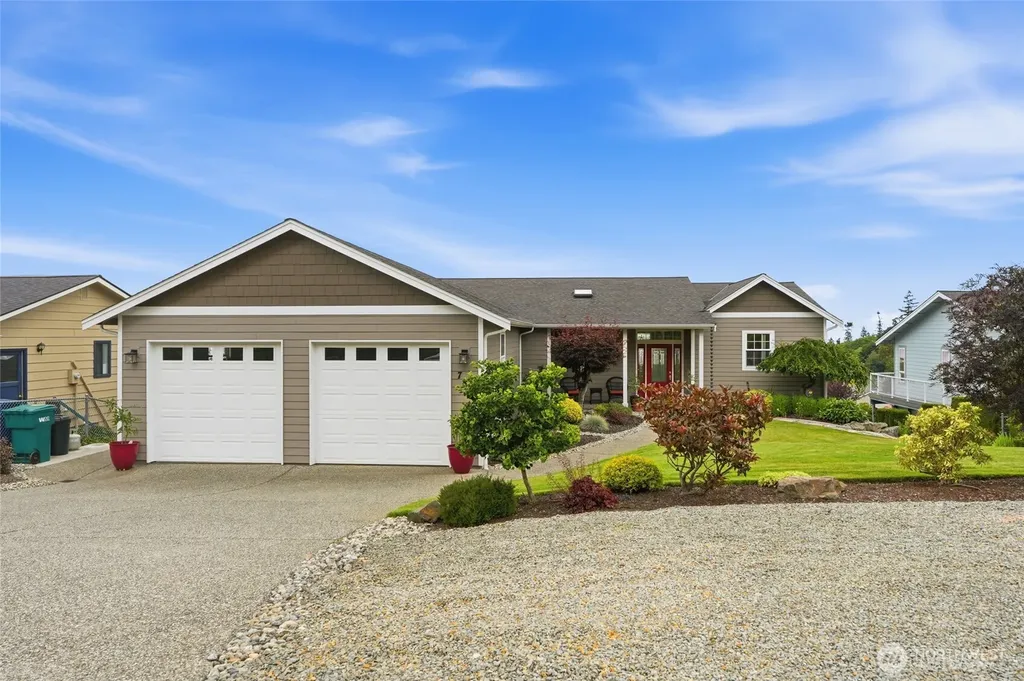 784 Gladstone Drive Camano Island WA 98282