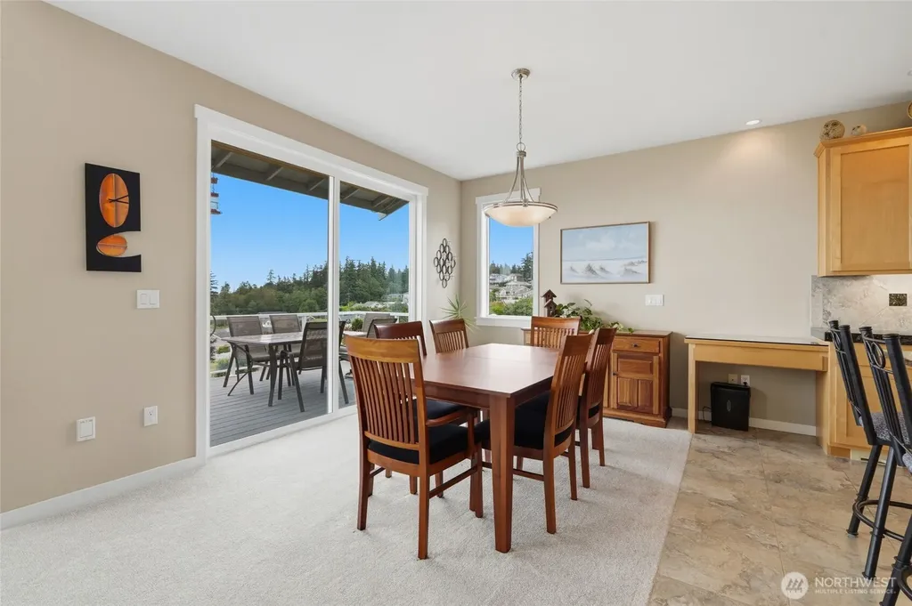 784 Gladstone Drive Camano Island WA 98282