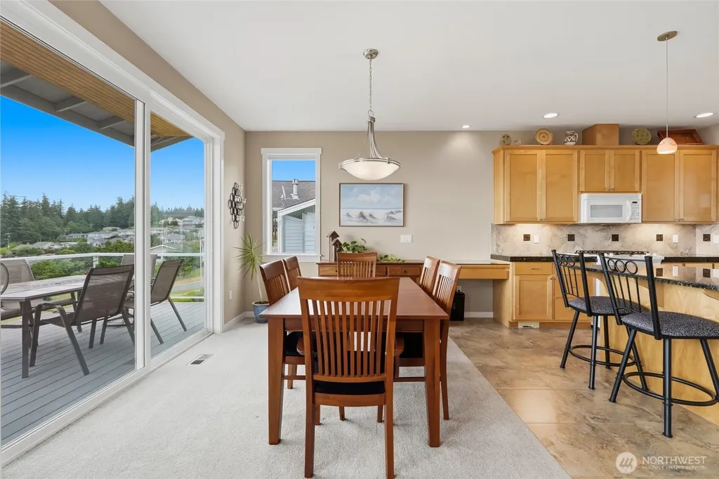 784 Gladstone Drive Camano Island WA 98282