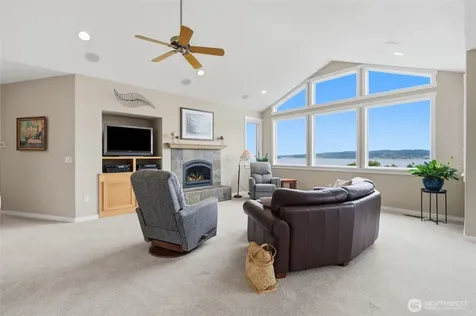 784 Gladstone Drive Camano Island WA 98282