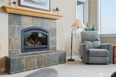 784 Gladstone Drive Camano Island WA 98282