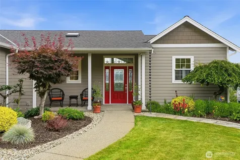 784 Gladstone Drive Camano Island WA 98282