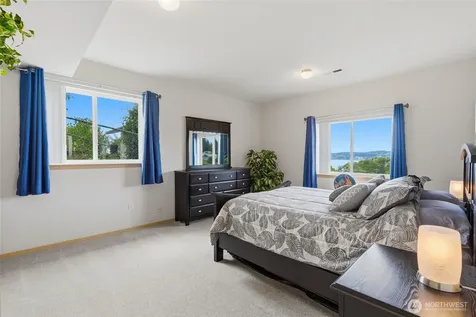 784 Gladstone Drive Camano Island WA 98282