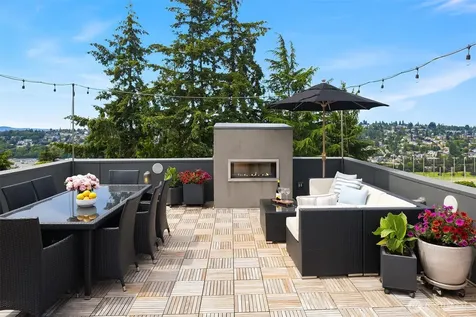 2560 12th Avenue W Seattle WA 98119