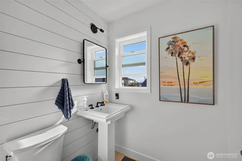 610 Daley Street Edmonds WA 98020