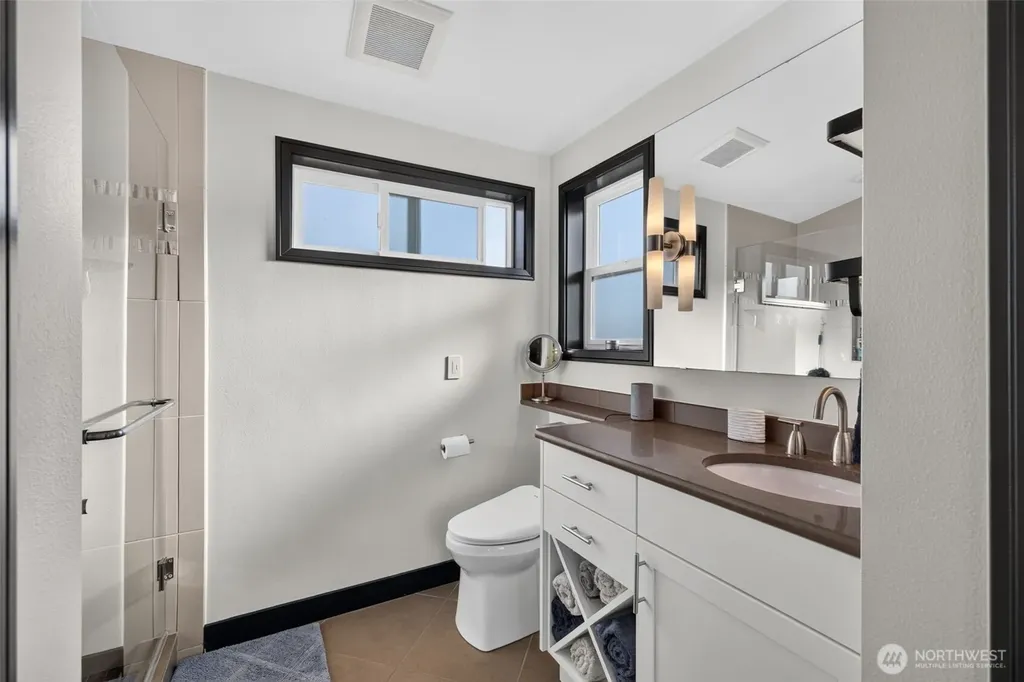 610 Daley Street Edmonds WA 98020