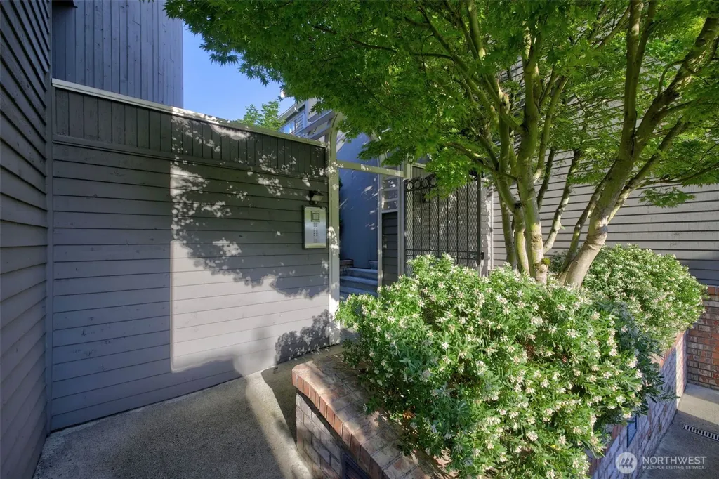610 Daley Street Edmonds WA 98020