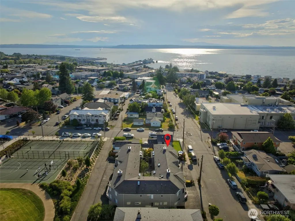 610 Daley Street Edmonds WA 98020