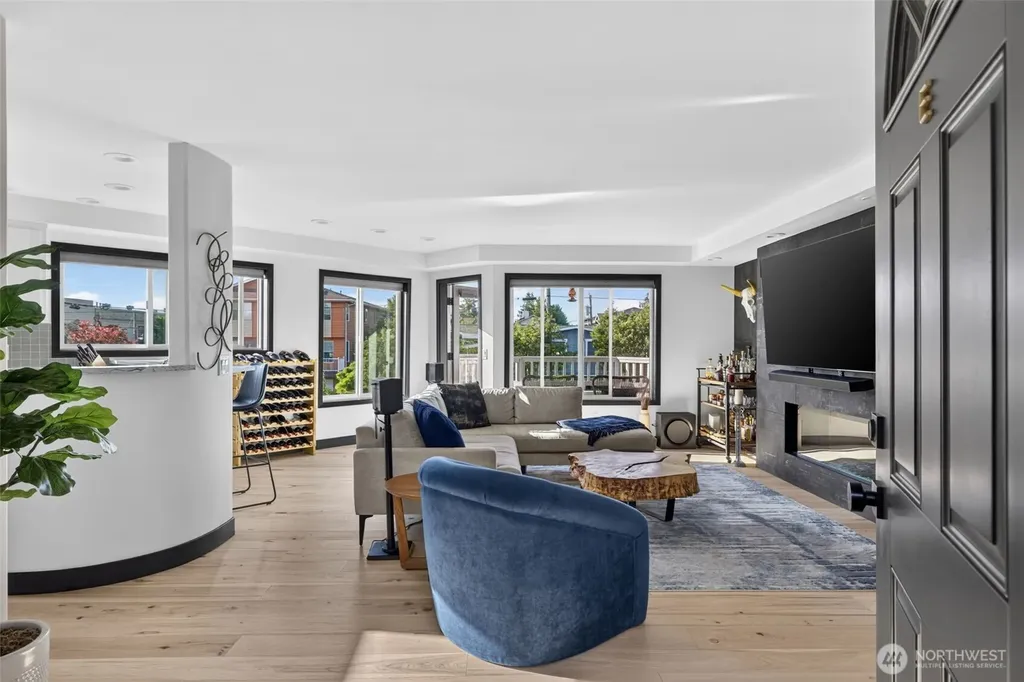 610 Daley Street Edmonds WA 98020