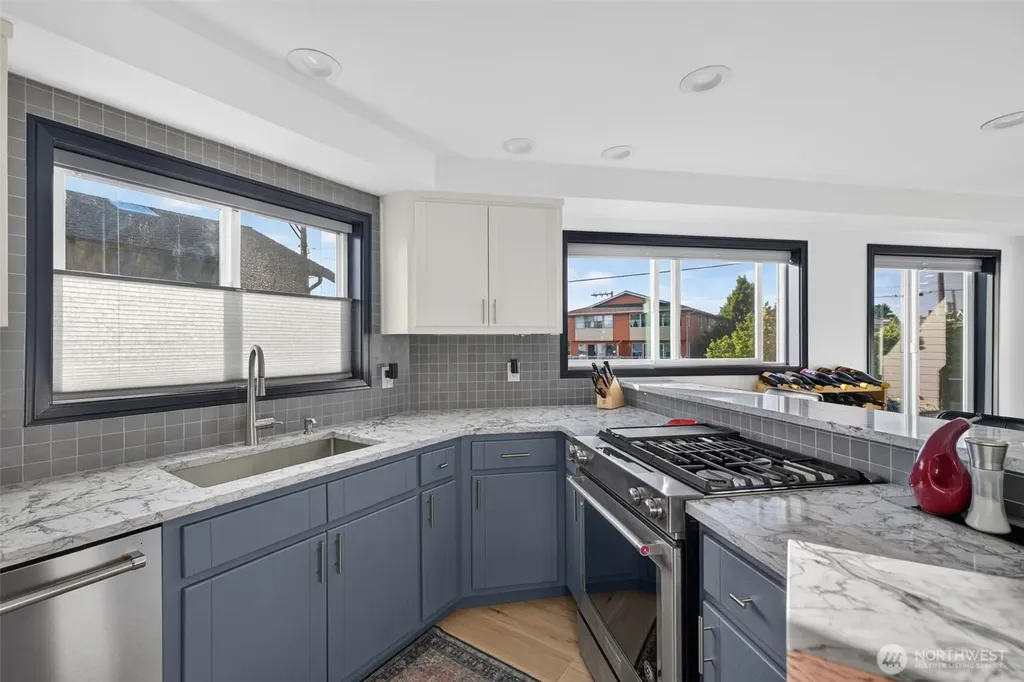 610 Daley Street Edmonds WA 98020