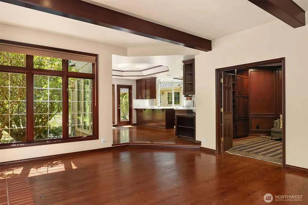 19955 NE 129th Street Woodinville WA 98077
