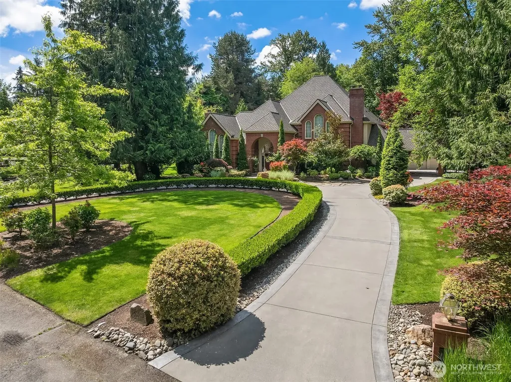 19955 NE 129th Street Woodinville WA 98077