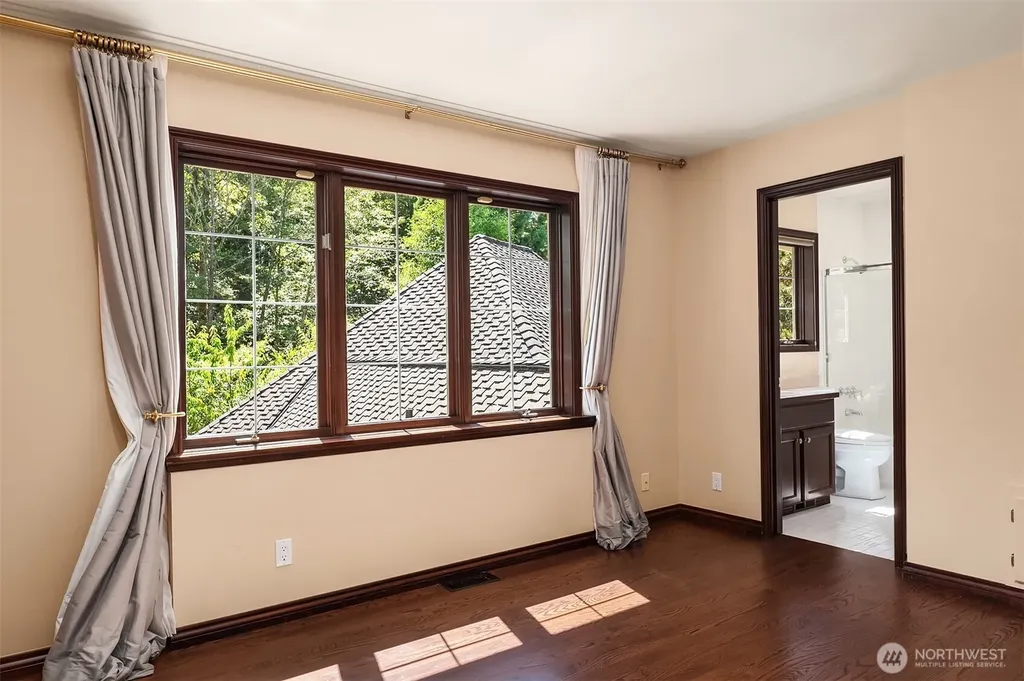 19955 NE 129th Street Woodinville WA 98077