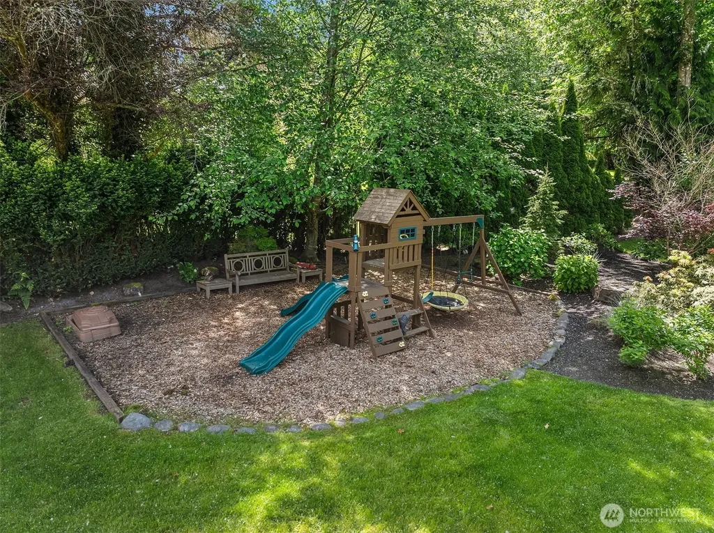 19955 NE 129th Street Woodinville WA 98077