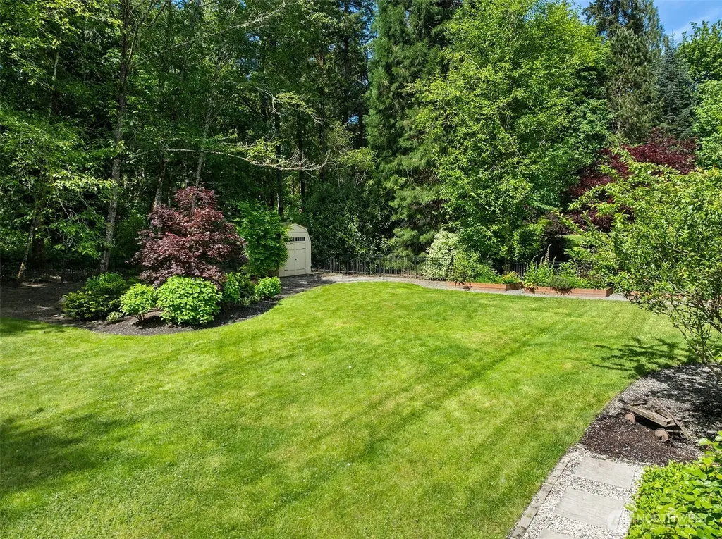 19955 NE 129th Street Woodinville WA 98077