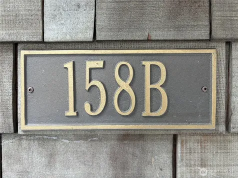 158 15th Seattle WA 98122