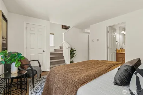 158 15th Seattle WA 98122