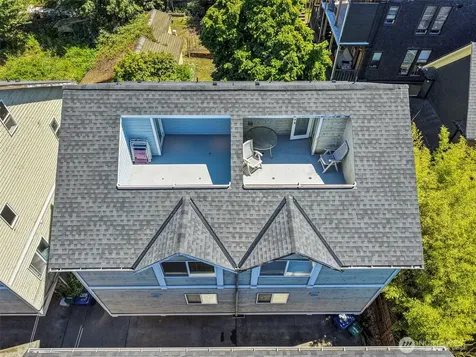 158 15th Seattle WA 98122