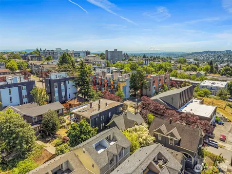 158 15th Avenue Seattle WA 98122